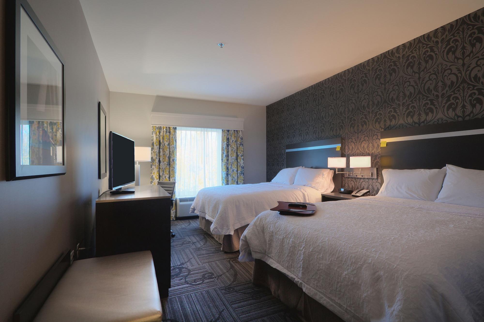 Hampton Inn & Suites Columbus/University Area Экстерьер фото