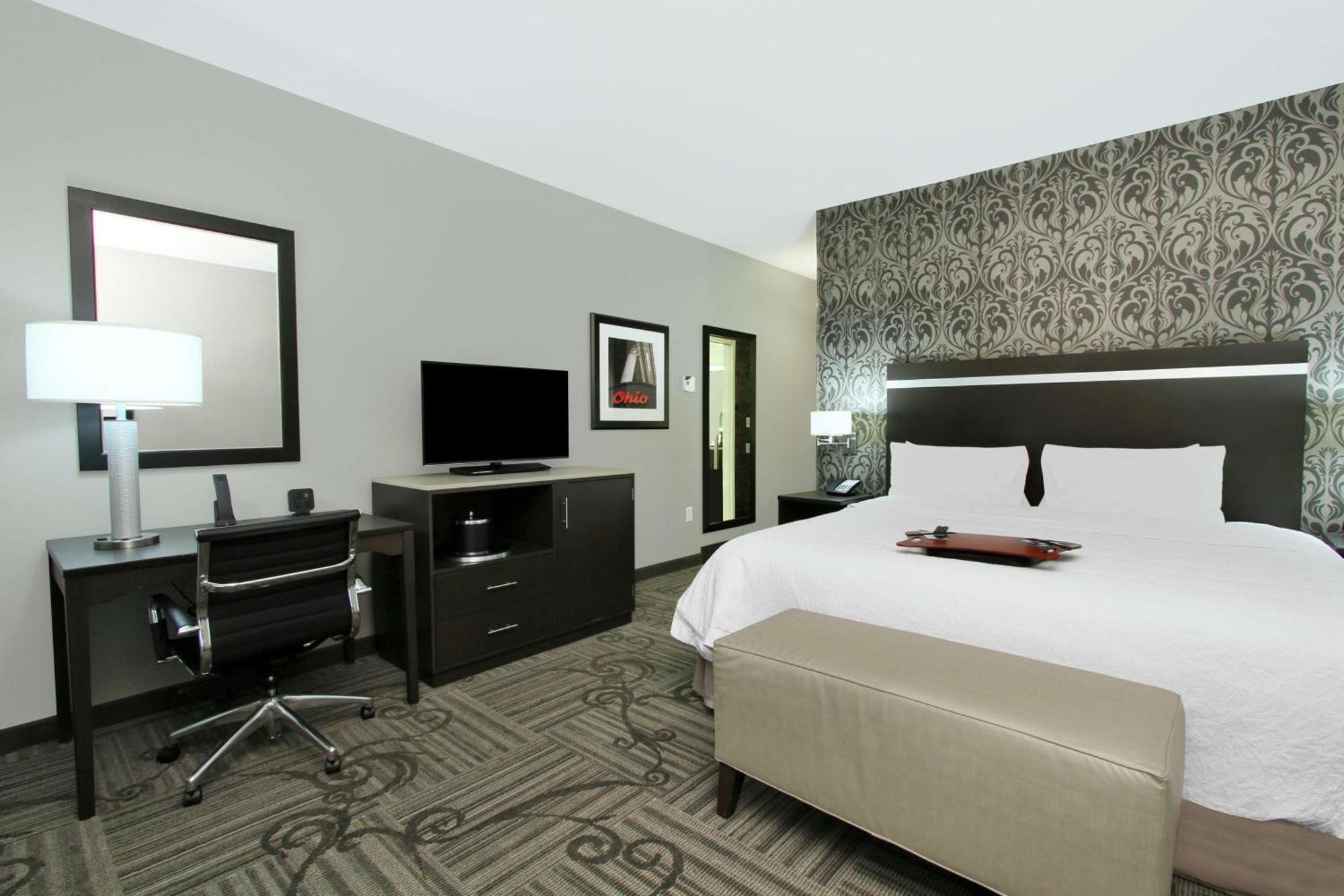 Hampton Inn & Suites Columbus/University Area Экстерьер фото