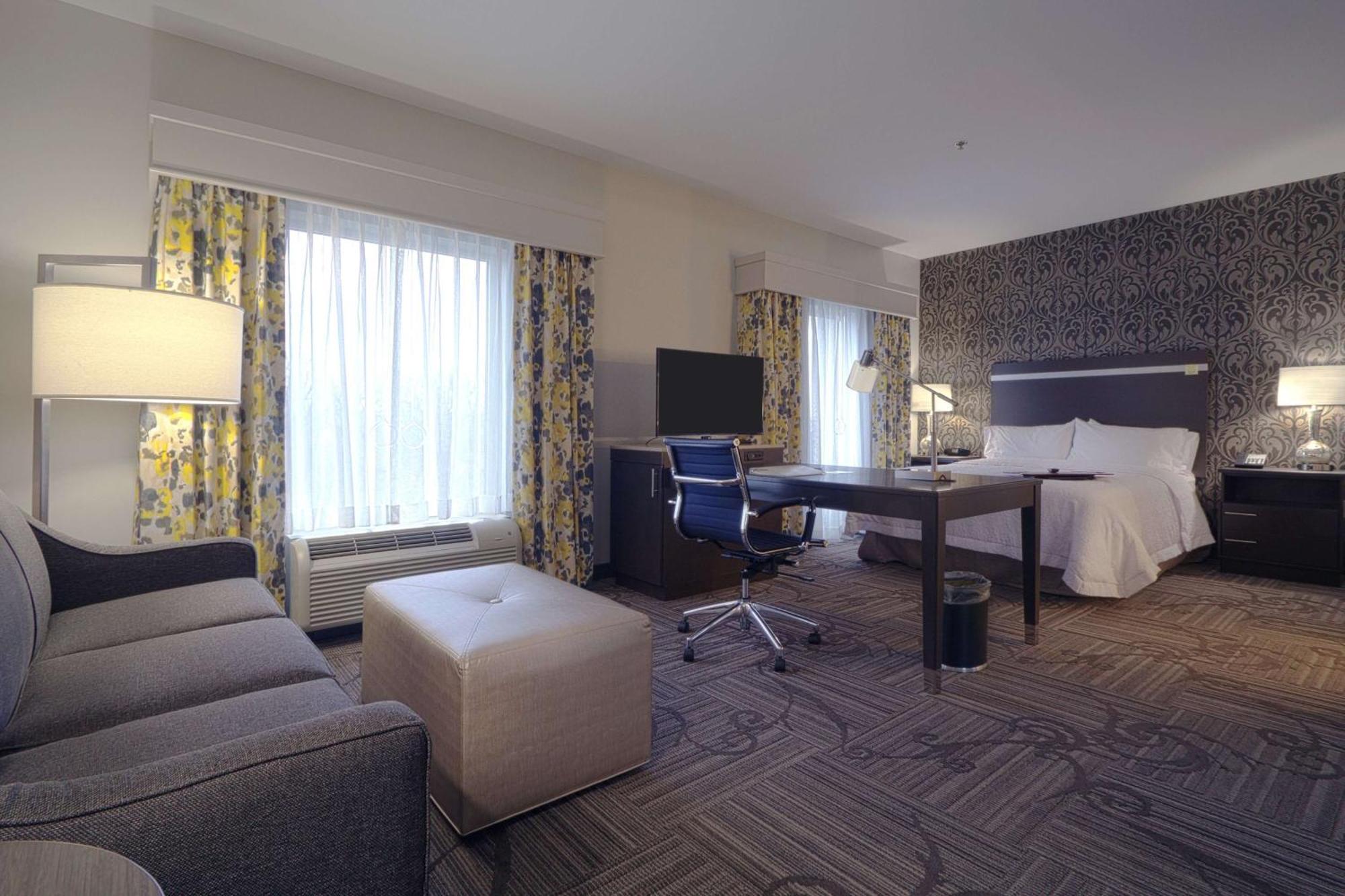 Hampton Inn & Suites Columbus/University Area Экстерьер фото