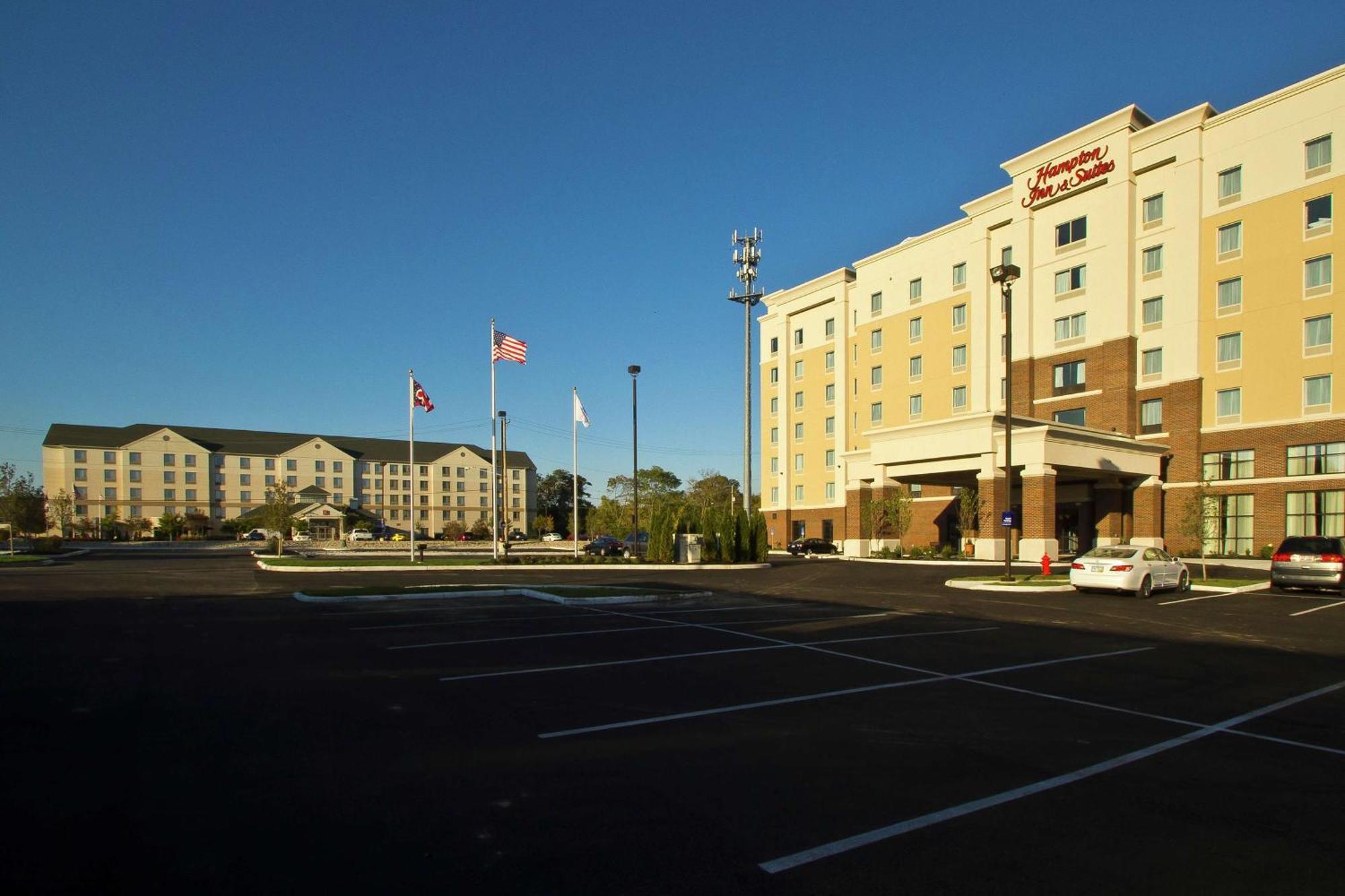 Hampton Inn & Suites Columbus/University Area Экстерьер фото